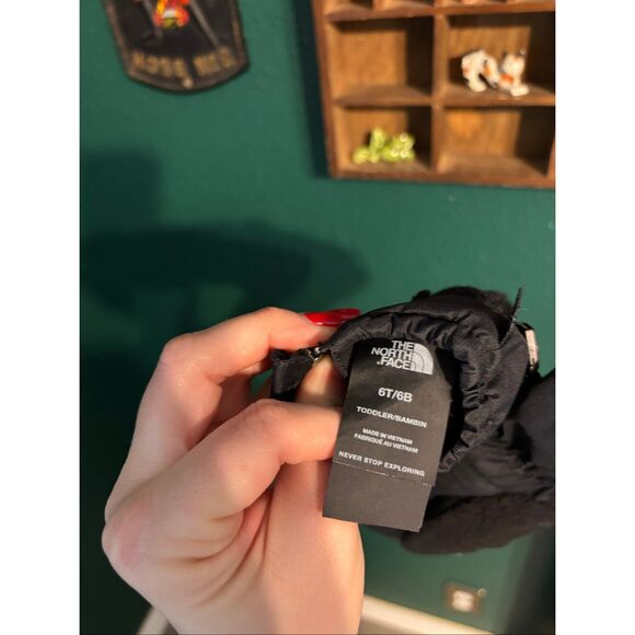 The North Face Mittens Kids Sz 6T Black Logo Dryvent Mountain - Picture 3 of 4